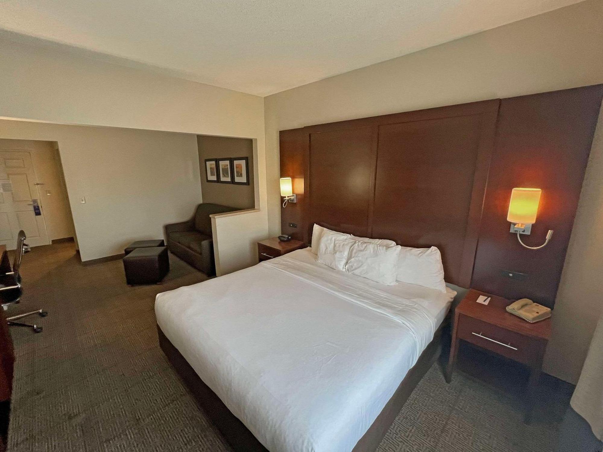 Comfort Suites Peoria Sports Complex Exteriér fotografie